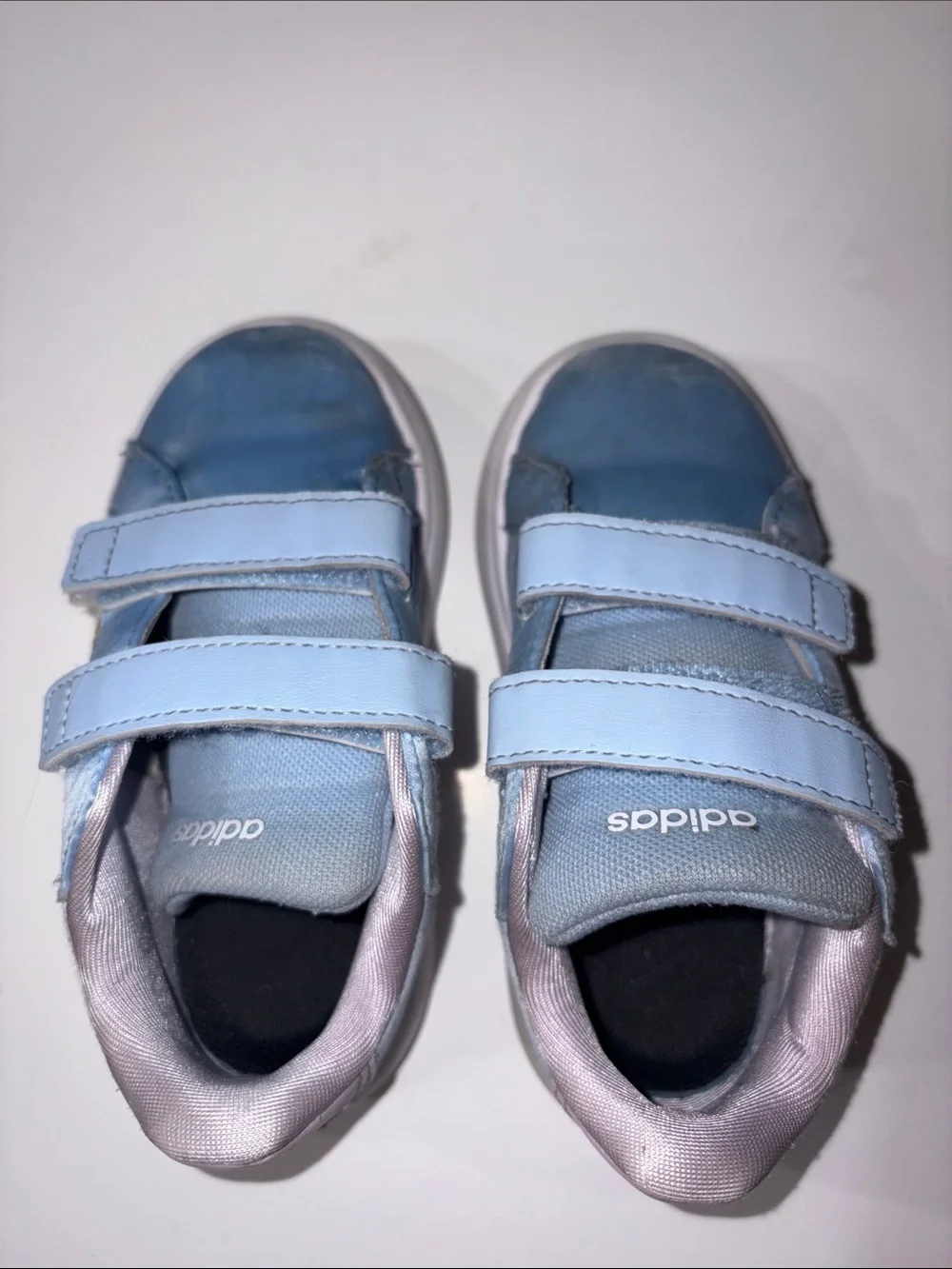 Adidas Grand Court 2.0 x Disney Frozen shoes